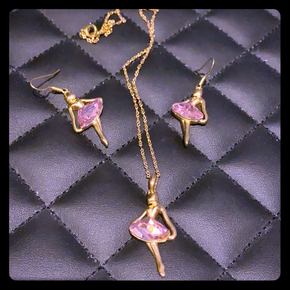 Ballet set of earrings and necklace